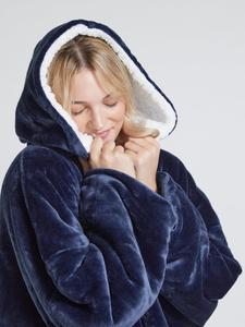 Women's Solid Drop Shoulder Pocket Flannel Hooded Blanket, Casual Long Sleeve Thermal Lounge Robe, Women's Sleepwear for Fall & Winter