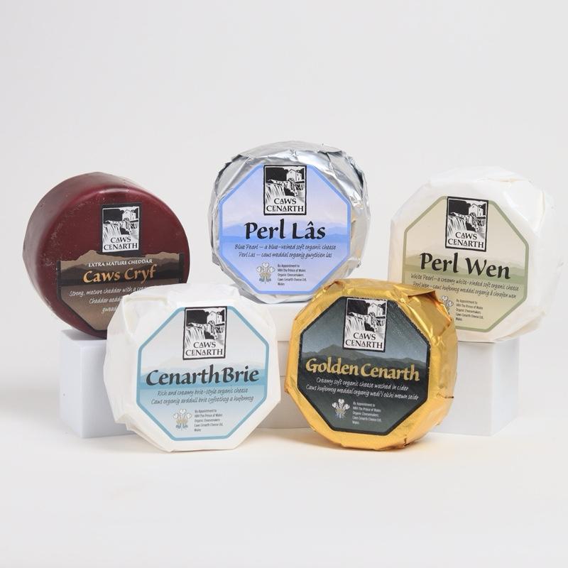 Carwyn's Classic Cheese Board Selection 0