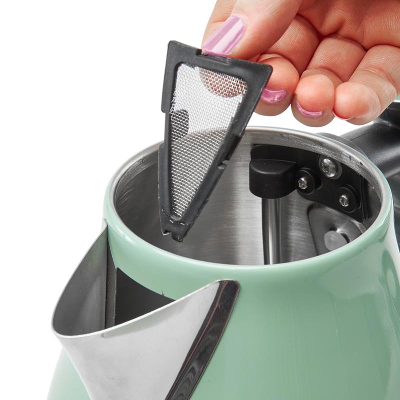 Haden Cotswold Sage Kettle 3