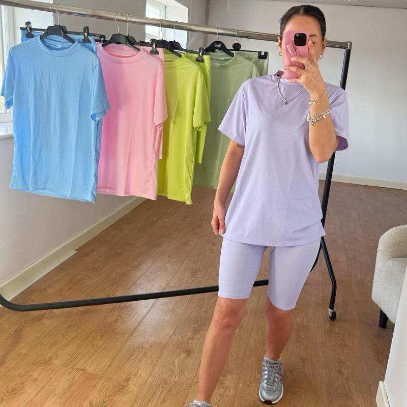Women’s ribbed cycle short and oversized t-shirt set 5