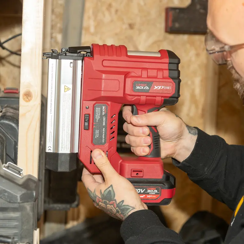 Lumberjack 20V XP Series Cordless Nail & Staple Gun Kit – Includes 2.0Ah Battery, Fast Charger & Carry Case | Ideal for Woodworking, DIY Projects, Upholstery, and Home Repairs | Compact, Powerful, and Easy to Use 4