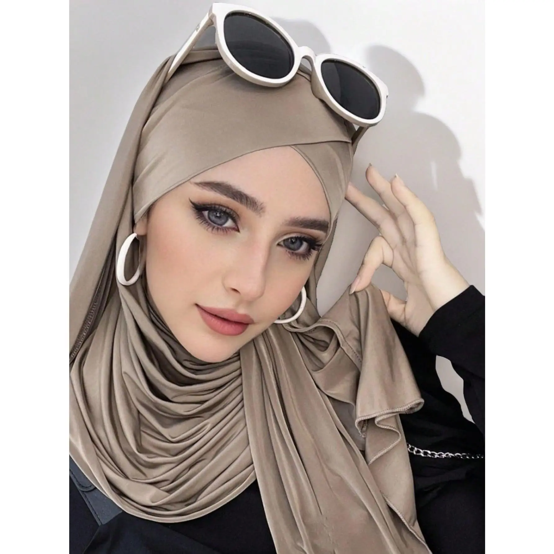 1pc Tie-On Crystal Linen Hijab Instant Hijab For Women, Solid Color Classic Basic Soft Smooth Breathable Silk-Like Linen Fabric Scarf, Convenient Cross Designed Instant Hijab, Suitable For Daily Work And Life Abaya Accessories Women Veil