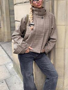 Women's Plaid High Neck Coat, Elegant Button Front Winter Top, Casual Loose Fit Outerwear for Fall, Stylish Ladies' Jacket