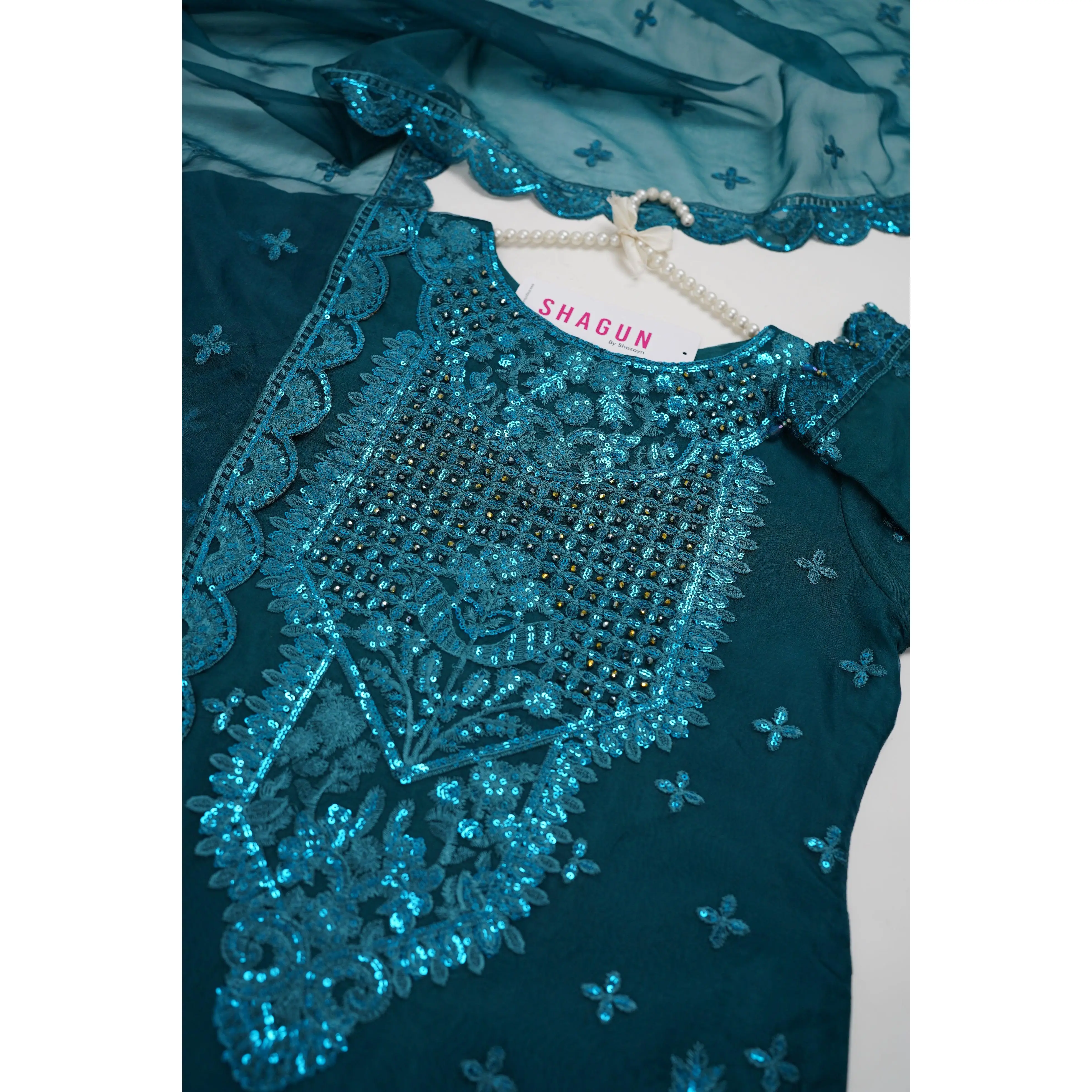Rang-e-Jahaan Luxury Organza Eid Collection 2024 - Ayzel 02