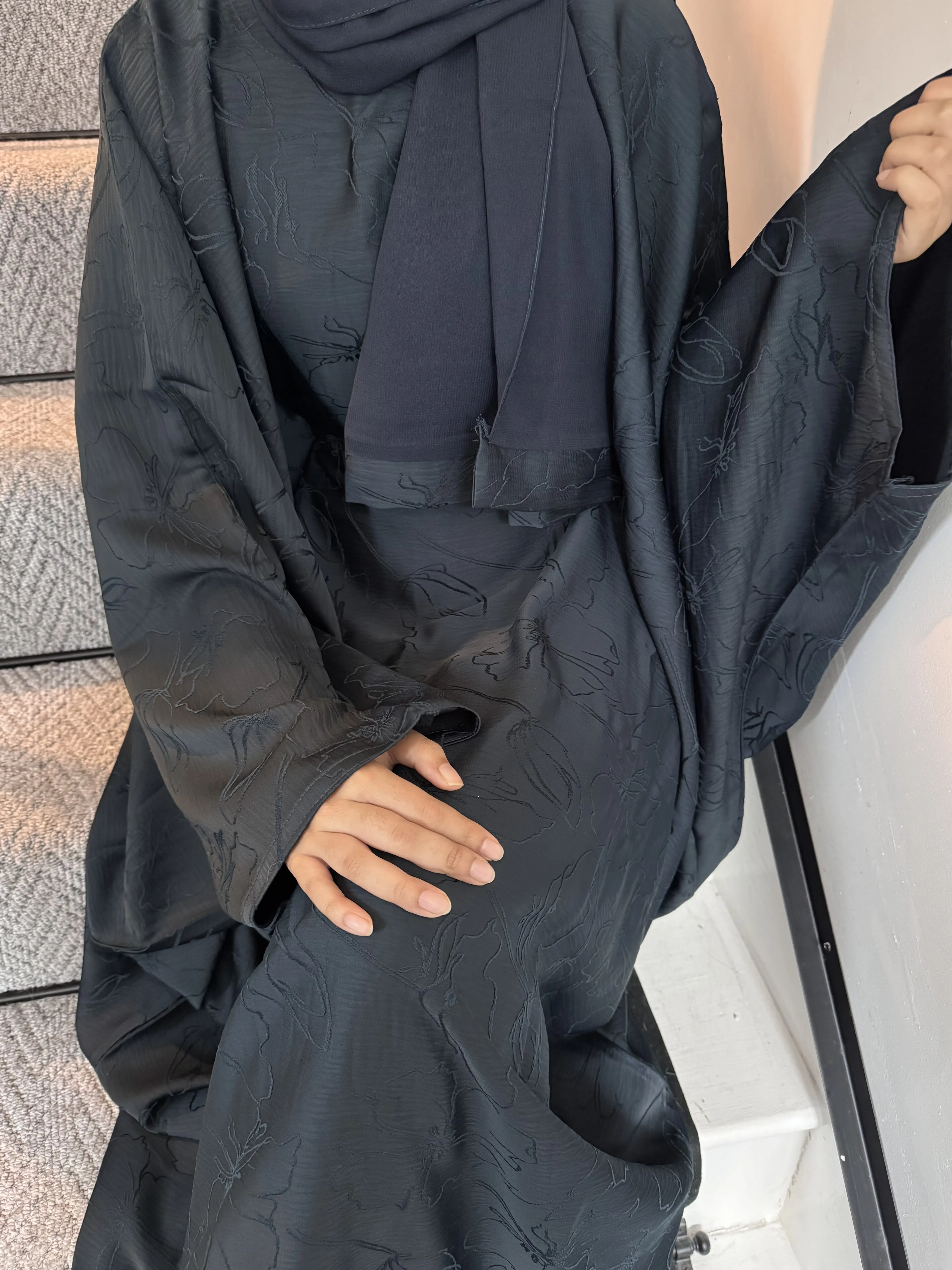 Jacquard Batwing Abaya (inner belt) + Free Scarf