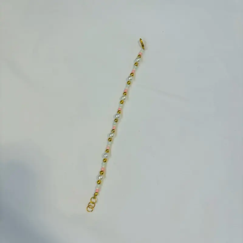Marshmallow seed bead bracelet - beautiful piece of jewellery 1