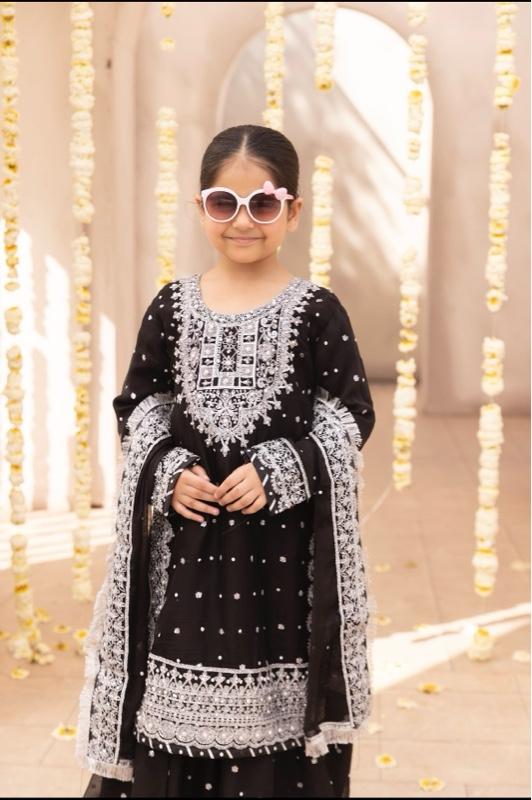 Product Introduction of Aliyah KIDS Wedding FARSHI Gharara Mother and Daughter Black Dresses. 19
