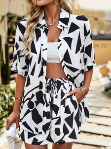 Two-Piece Set Women's Geometric Print Shirt & Shorts, Casual Short Sleeve Top & Shorts for Summer, Ladies Clothes for Daily Wear