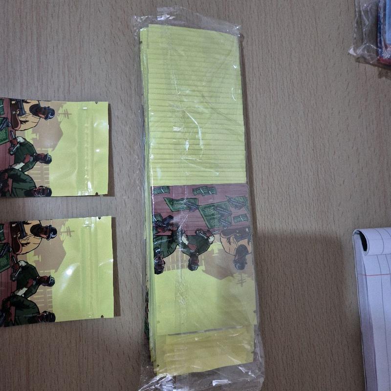 Set of 100 Mylar Bags 2g - Reusable & Smell-Proof for Electronics, Jewelry & More Organiser 5