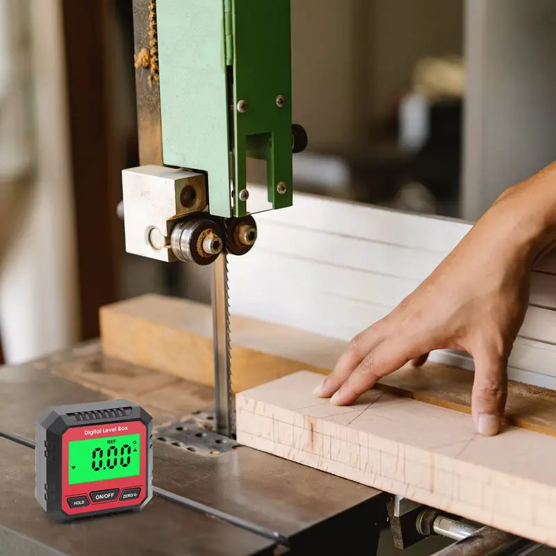 Mini Digital Level Box Angle Gauge Magnetic Protractor Inclinometer 360 Degree Woodworking Precision Backlight Measure Tool 3