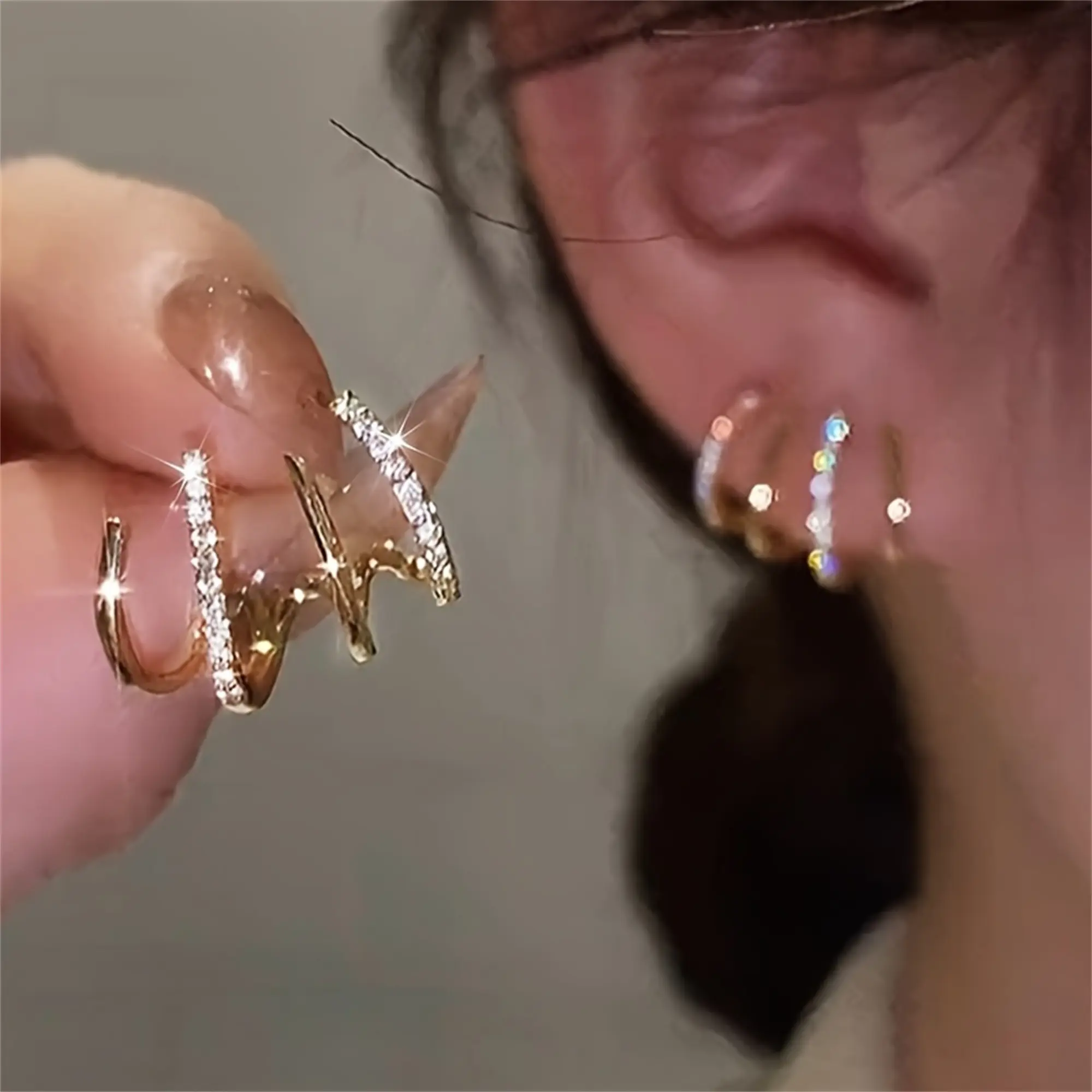 2pcs 925 Silver Ear Studs, Hypoallergenic, Uniquely Designed for Women, Featuring Sparkling Synthetic Zirconia - Suitable for Everyday And Party Wear, Perfect Gifts for Valentine'S Day, Thanksgiving, And Mother'S Day.