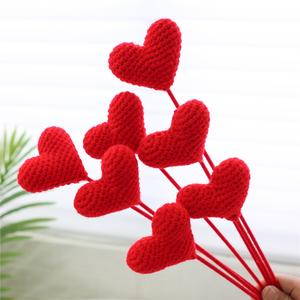 7pcs Handmade Crochet Heart with Long Stem for Festival Wedding Birthday(without vase)