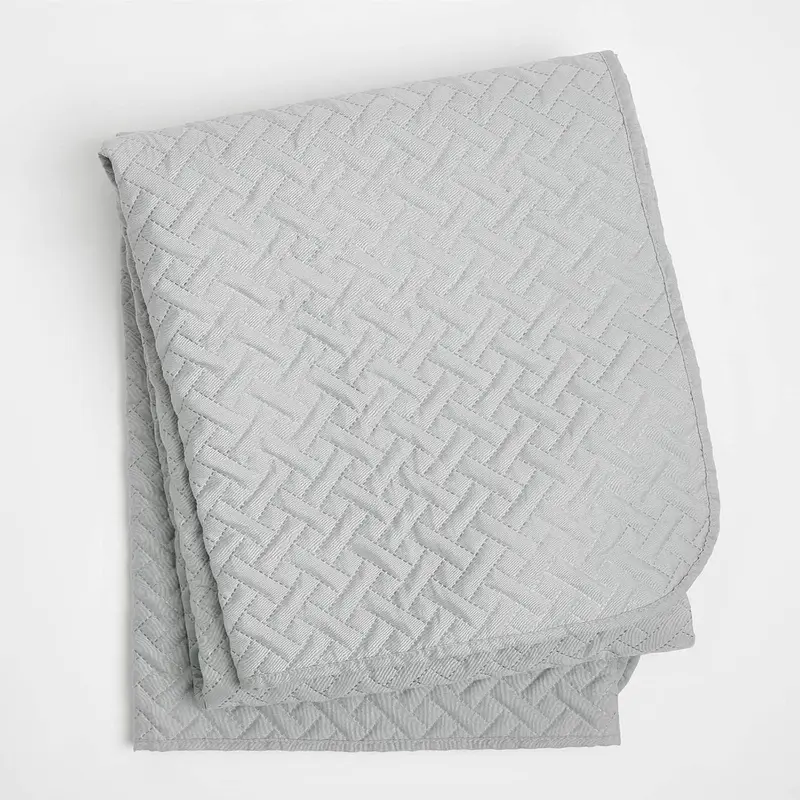 Brentfords Bed Throw King Size Geometric Pinsonic Quilted Bedspread, Luxurious Super Soft Silver Grey Lightweight King Size Quilted Blanket Throw Over for Sofa, 200 x 240cm 4