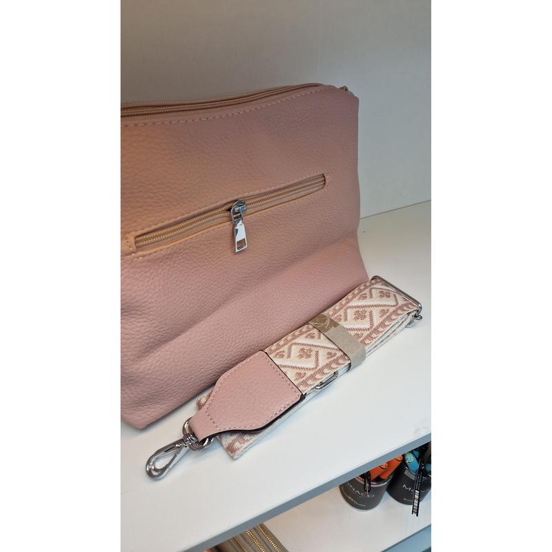 The Minimalist Messenger Bag 2