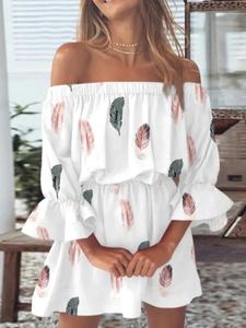 Women's Feather Print Off Shoulder A Line Dress, Bohemian Boho Style Ruffle Trim Flounce Sleeve Short Dress for Beach Holiday Vacation, Ladies Summer Clothes, Womenswear, Boho Clothes Women, Graphic Print Dress, Casual Wear