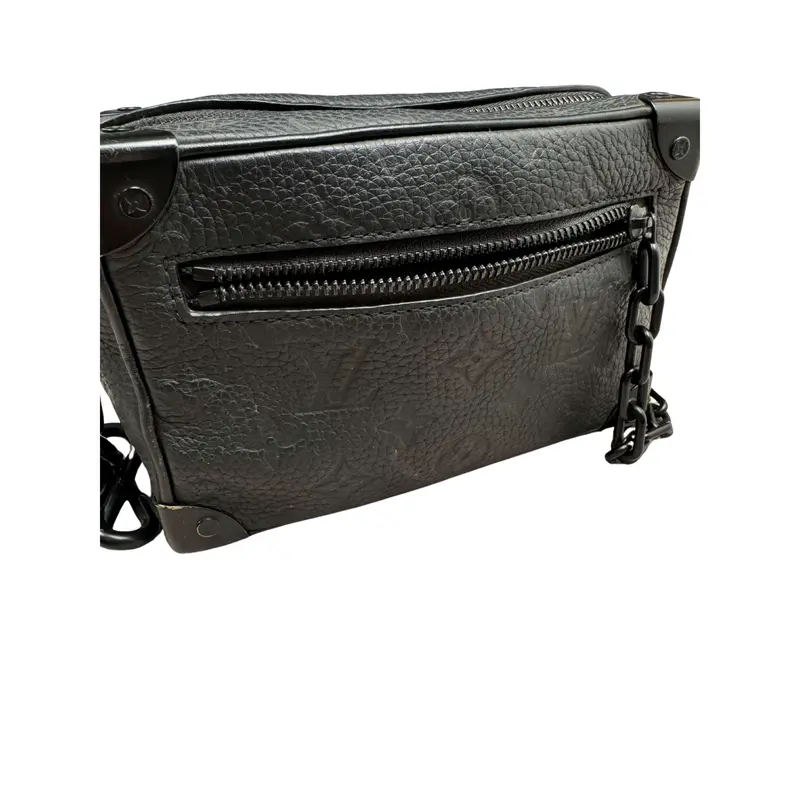 Preowned Louis Vuitton Mini Taurllion Monogram Soft Trunk - Black ONE SIZE 4