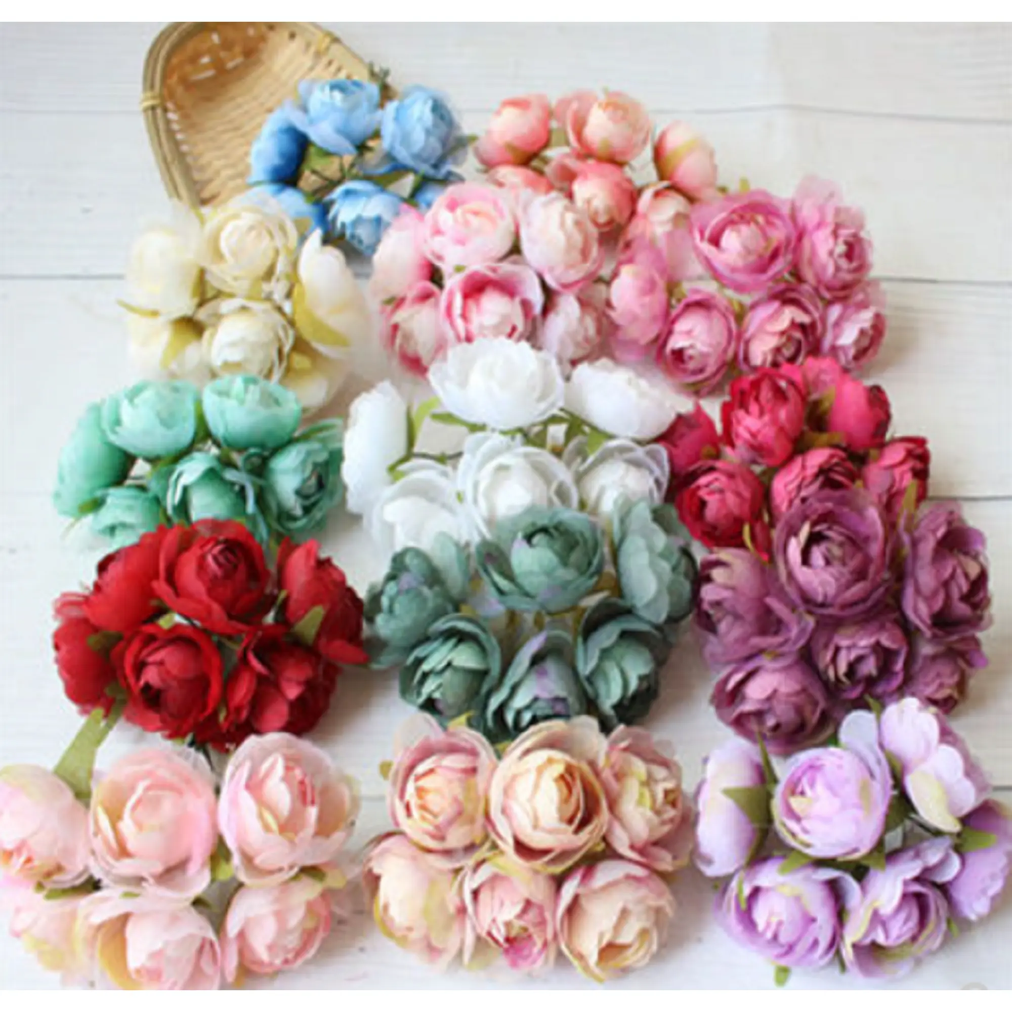 30 Pcs / 4cm Artificial Flowers  SF012