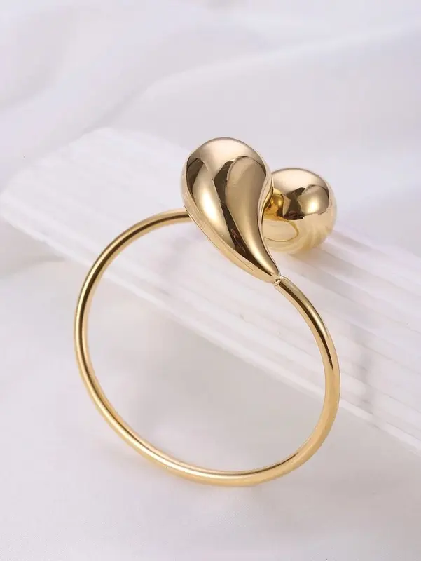 Fashionable Gold Bracelet for Women – 18K Plated Stainless Steel with Smooth Hollow Water Drop Design, Ideal for Banquets or Daily Styling 4