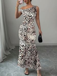 Women's All Over Print Asymmetrical Neck Sleeveless Slim Dress, Elegant Long Dress for Party Holiday Wedding Guest, Ladies Summer Clothes, Womenswear, Formal Dresses Women, Gowns