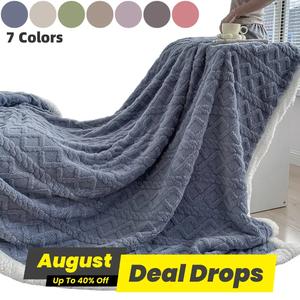 Double-sided Plush Blanket, 1/2 Counts 350GSM Casual Soft Skin-friendly Warm Throw Blanket, Multifunctional Bedding Blanket for Home Office Camping Car Travel, Valentine's Day Gift