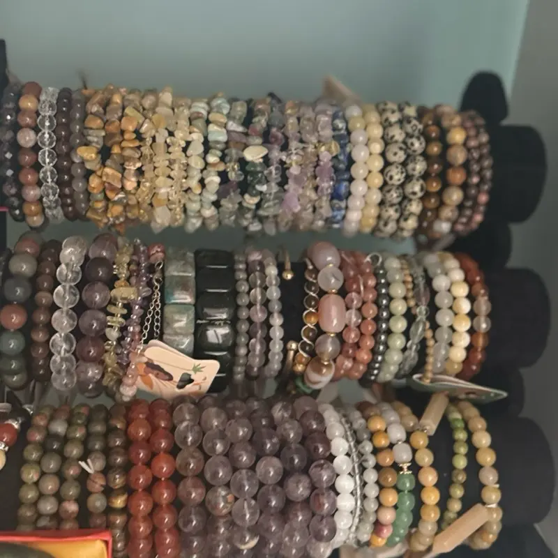 Clear Bead and Chip Crystals Bracelet for Women 2