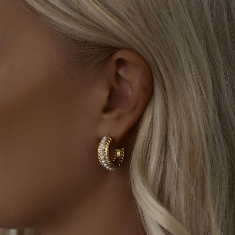 Sia Pearl Hoop Earrings 1
