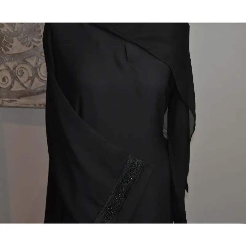 Wafa nida Black Closed Abaya 2