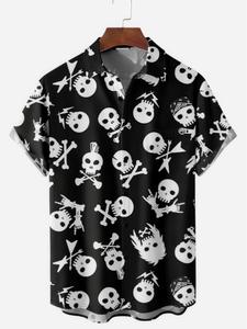 Men's All Over Skull Print Short Sleeve Shirt, Regular Fit Street Fashion Casual Comfy Button Front Collared Top  for Summer, Men's Clothes for Daily Wear
