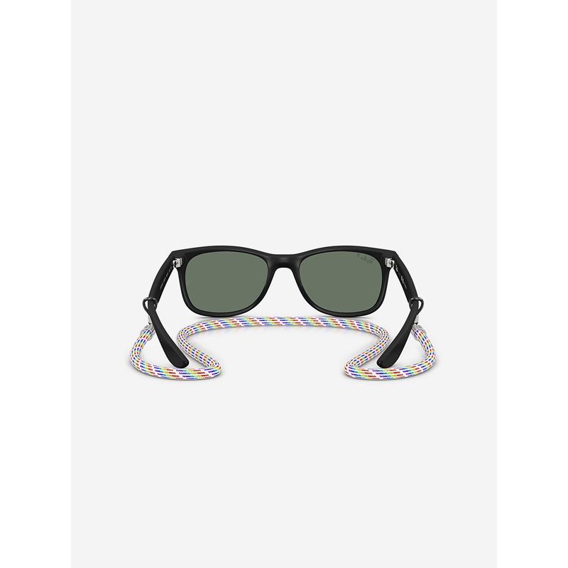 Kids New Junior Wayfarer Sunglasses in Black 2