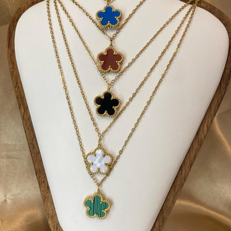 Women's Clover Necklace with Five-Leaf Flower Design and Natural White Shell Artificial Zircon Cuff 1