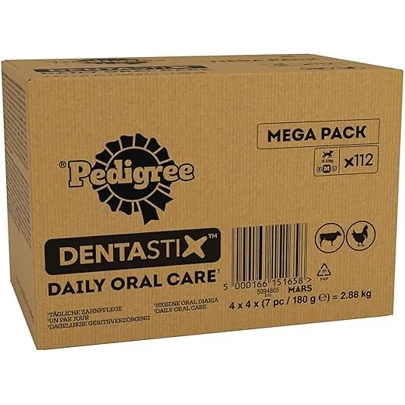 PEDIGREE DENTASTIX - Dental Dog Chews for Medium Dogs - 4 Pack - 10-25kg - Chicken and Beef Flavour - 112 Sticks