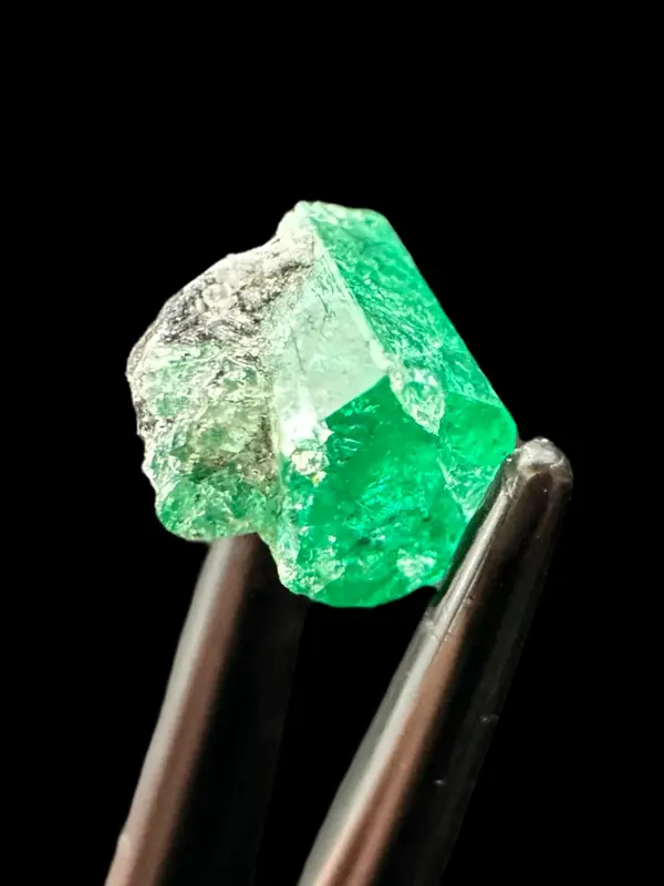natural emerald crystal, raw emerald, Colombian emerald, green emerald crystal, rough emerald, emerald collector gift, crystal gift 8