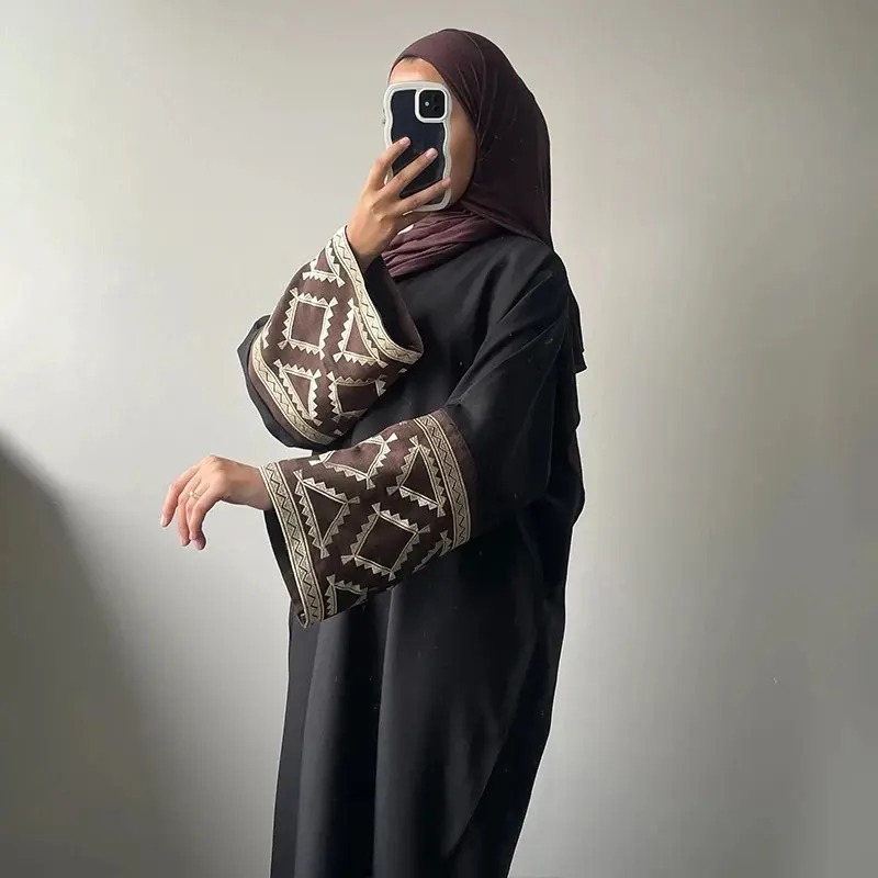 2025 Muslim Middle East Dubai Women's Embroidered Bat Sleeve Loose Cardigan Gown Dress dress  abaya  top 7