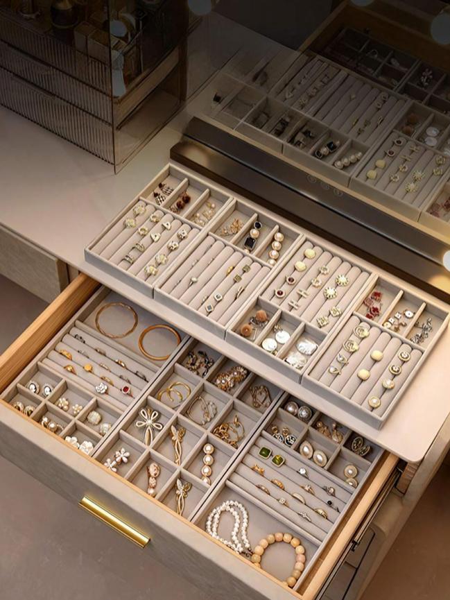 Product Introduction of Jewelry Tray, Jewelry Storage Box, 1 Count Jewelry Organizer Trays, Stackable Jewelry Display Tray, Suitable For Jewelry, Necklace, Ring, Earring, Lipstick, Watch, Small Accessories, Dresser, Makeup Desk, Holiday Gift, Mother's Day Gift 9