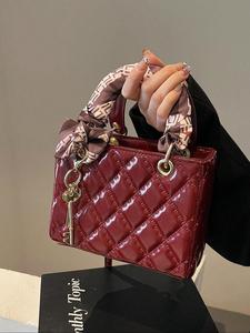 Women's Fashionable Quilted Design Handbag, Casual Trendy Purses, Casual Versatile Shoulder Bag for Daily Used, Trendy All-match Commuter Bag, Purse