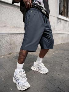 Men's Solid Drawstring Waist Zipper Pocket Shorts, Regular Fit Casual Fashion Comfy Breathable Shorts for Summer, Men's Bottoms for Daily Wear