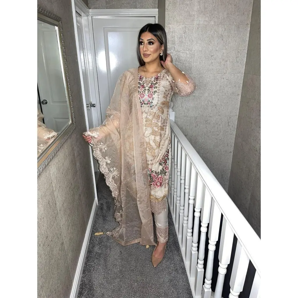 Shalwar Kameez fully stitched 3 piece suit with Net Dupatta MOB-C1147