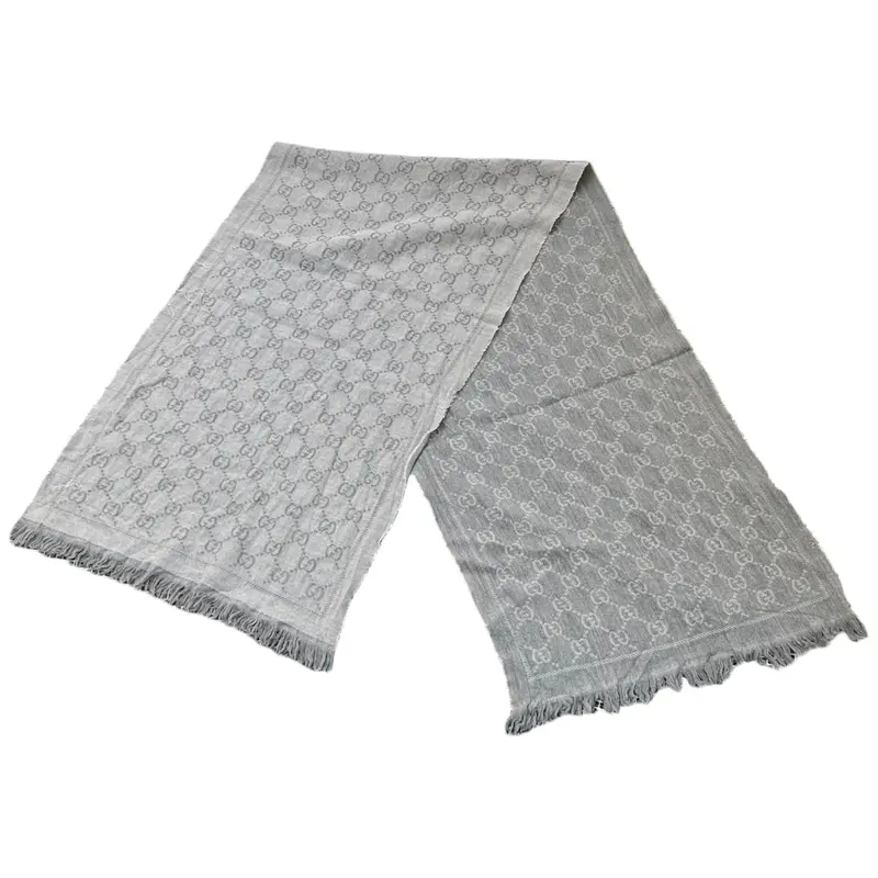 Pre-owned  Gucci  Women's Gg Jacquard Scarf Grey 0