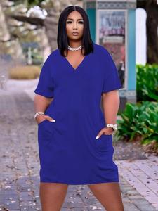 【Plus Size】 Plain Pocket V Neck Tee Dress, Casual Drop Shoulder Short Sleeve Dress for Summer, Women's Plus Clothing for Daily Wear