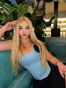 180% Density Human Hair Straight Lace Front Wig, Blonde 13x4 Lace Front Wig, Human Hair Blonde Wig, Pre Plucked Wig for Women & Girls Daily Party