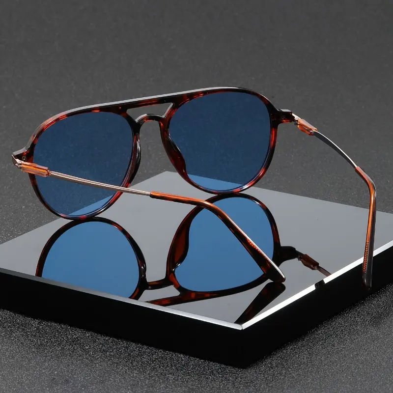 Casual Pilot Style Men's Glasses with Blue PC Lenses, Plastic Frame - Decorative Eyewear (1 Pair) 2