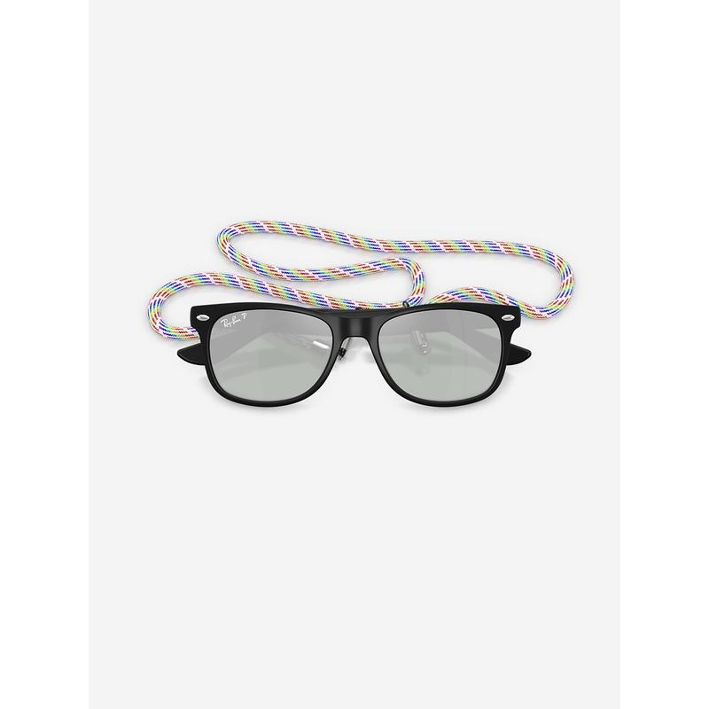 Kids New Junior Wayfarer Sunglasses in Black 5