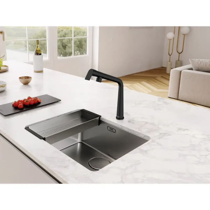 Franke Icon Swivel Spout Matt Black Kitchen Tap 1