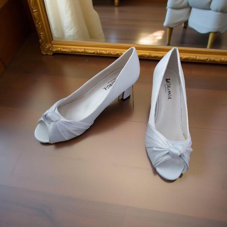 Product Introduction of Women  Heel Peeptoe White Satin Shoes,sizes UK 4/5/6/7 Fashion Classy Stylish Elegant Heeled Girl Footwear Party,wedding 5
