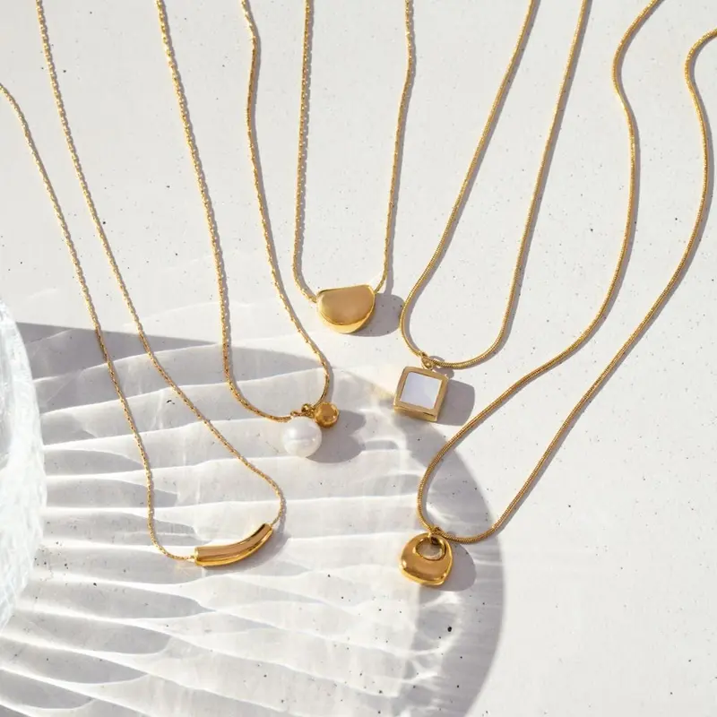 Brielle Pearl Necklace 2