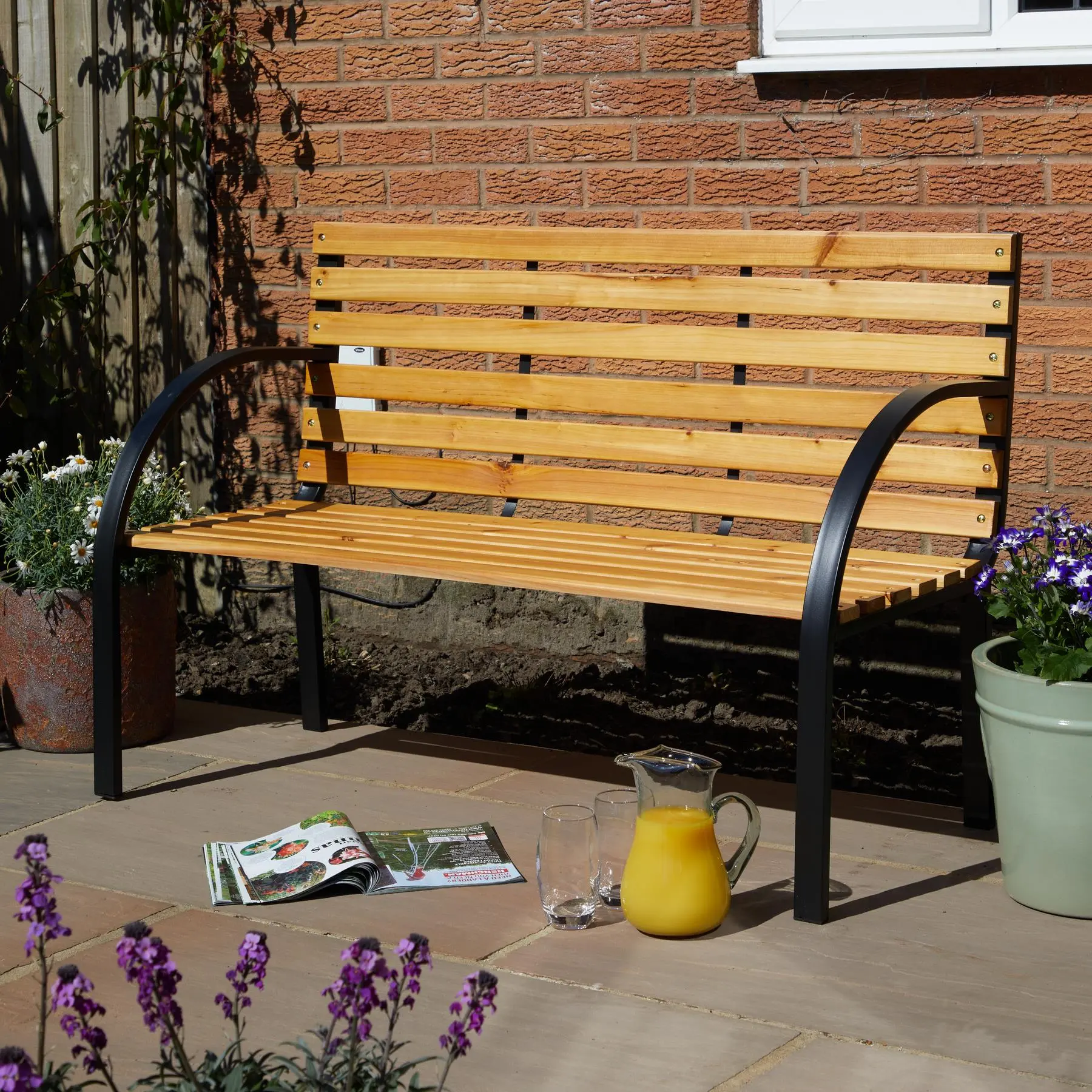 Big Furniture Warehouse Metal Framed Curved Garden Bench Wooden Seats 2 Person Outdoor Garden Furniture