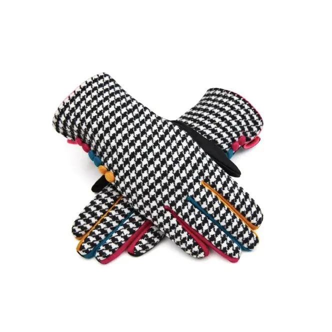 Dogtooth Gloves