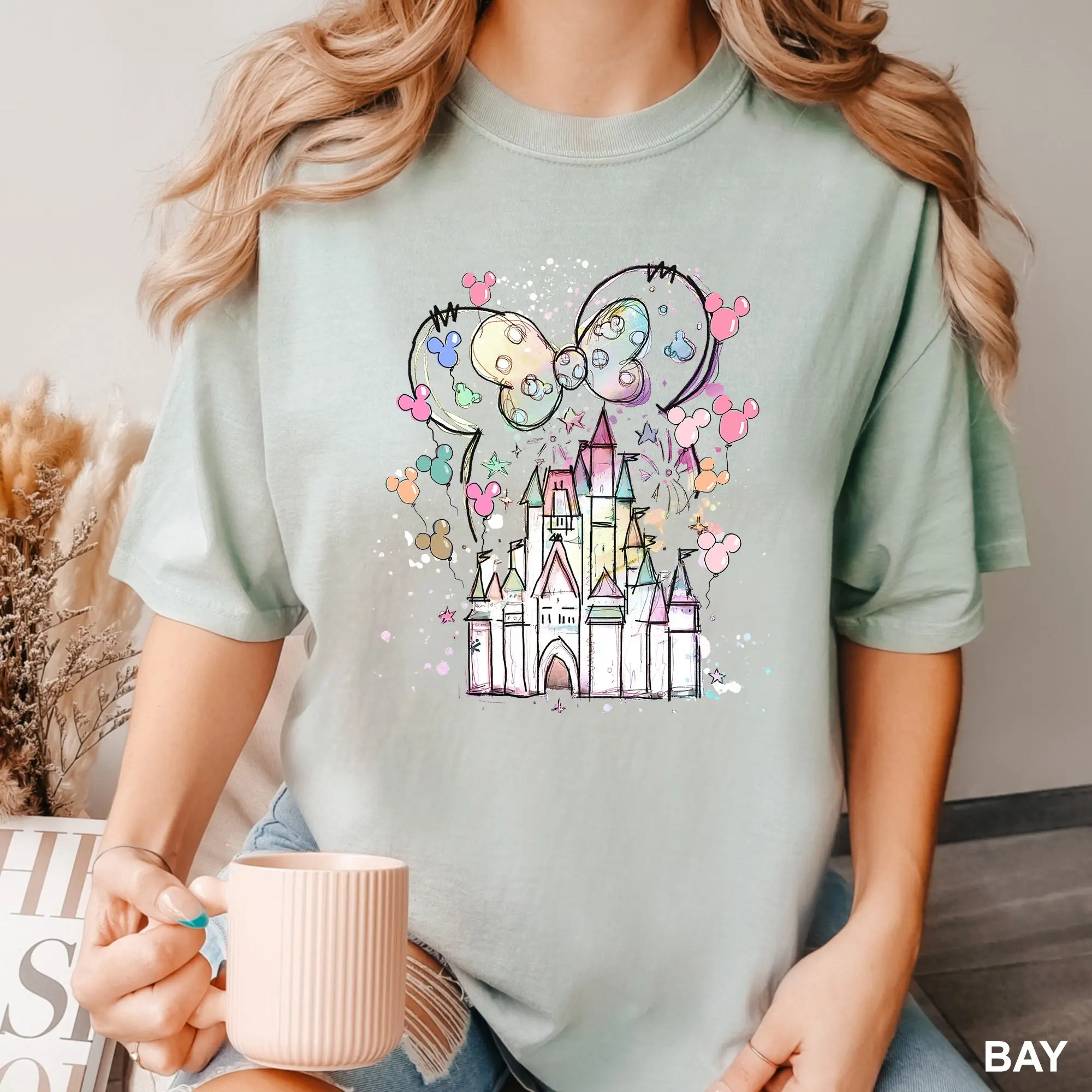 Castle Minnie T-shirt Minnie Mouse Tee Vacation Shirt Castle Tee GQ15035239