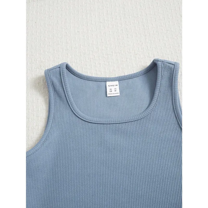Tween Girl Solid Tank Top & Knot Waist Shorts 2