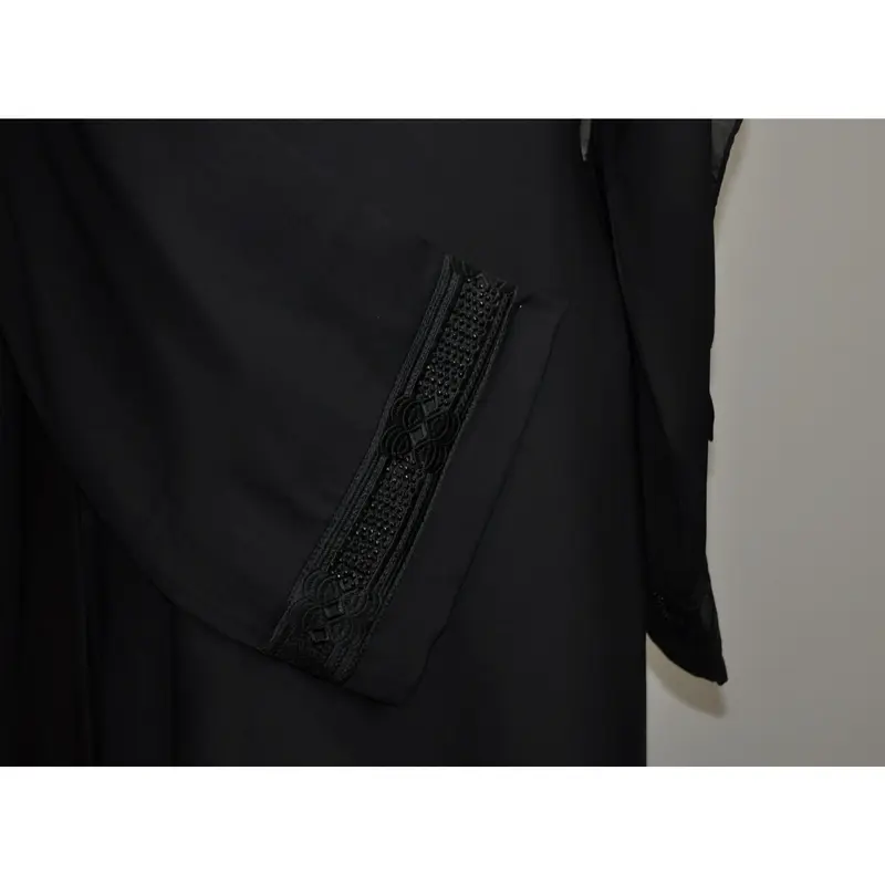 Wafa nida Black Closed Abaya 4